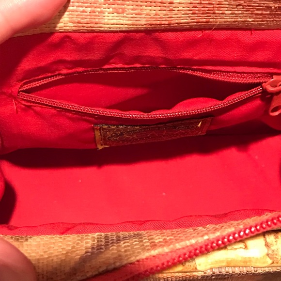 Handcrafted Scala Bamboo & Canvas Purse - Picture 5 of 6